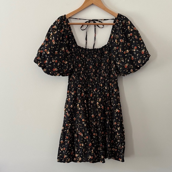 GAP Puff‎ Sleeve Smocked Mini Dress Floral Babydoll Puff Sleeves Size S - Picture 2 of 11